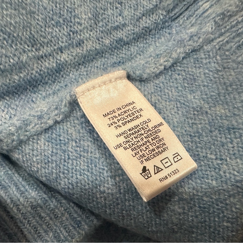 New CeCe Baby It’s Cold Outside Soft Winter Sweater Top Pullover Blue Women L - Picture 4 of 5